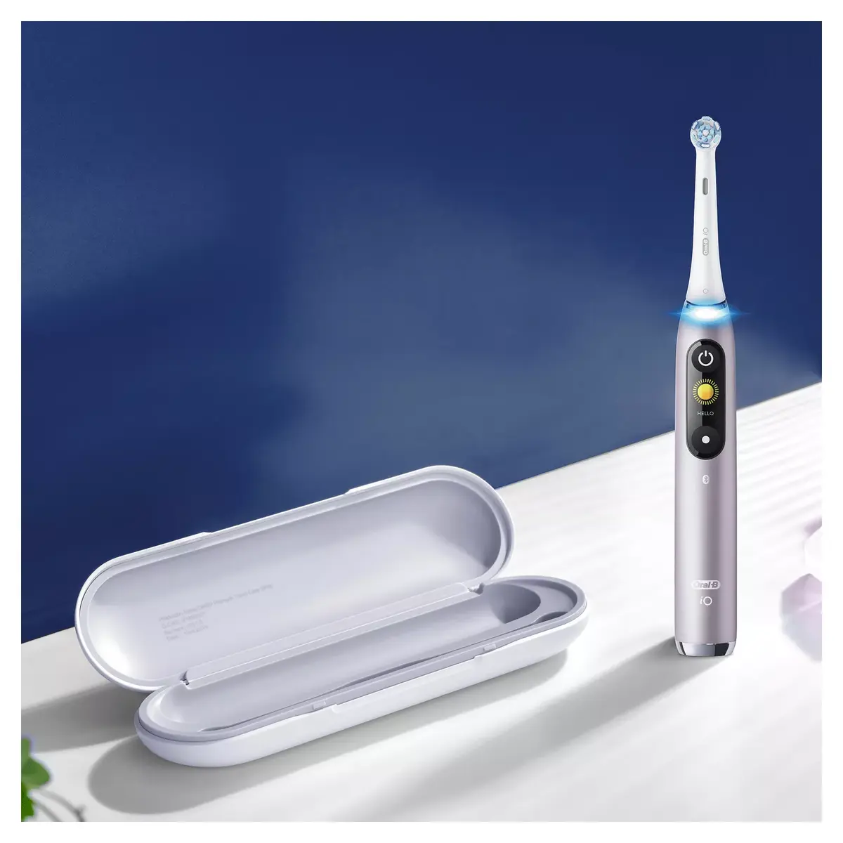 BRAUN iO Series 9n electric toothbrush Photo 9