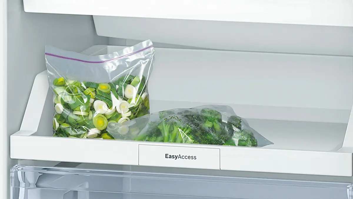 Bosch Serie 2 KGN36NLEA Fridge-Freezer Photo 6