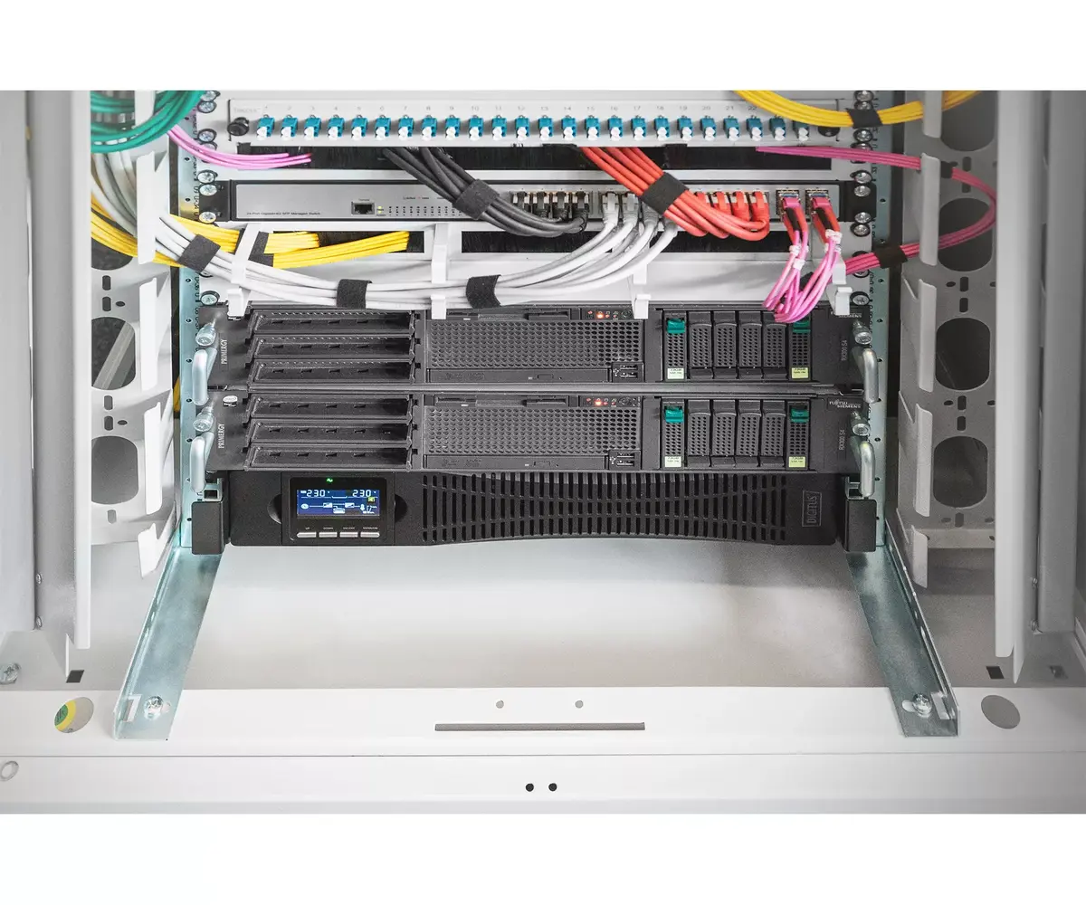 Digitus OnLine UPS sistēma 3000 VA 3000 W Photo 3