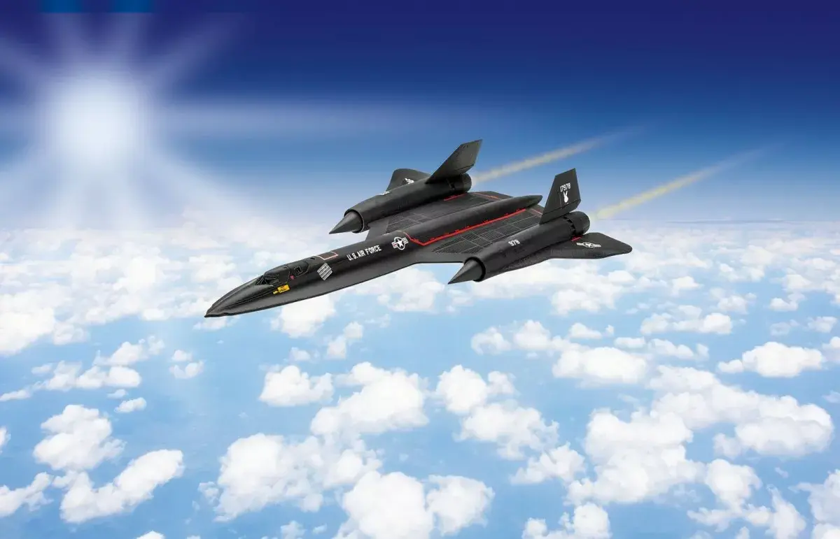 REVELL SR-71 Blackbird масштаб 1/110 Photo 2
