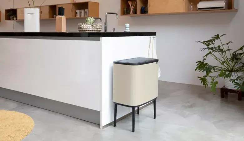 Мусорное ведро Brabantia Bo Touch 33 Л Бежевый Photo 4