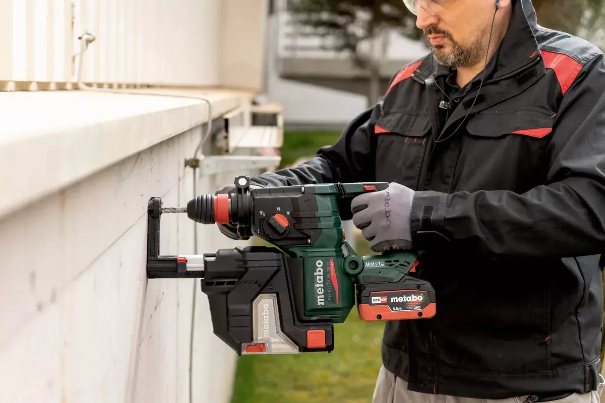 Перфоратор Metabo KH 18 LTX BL 28 Q Photo 2