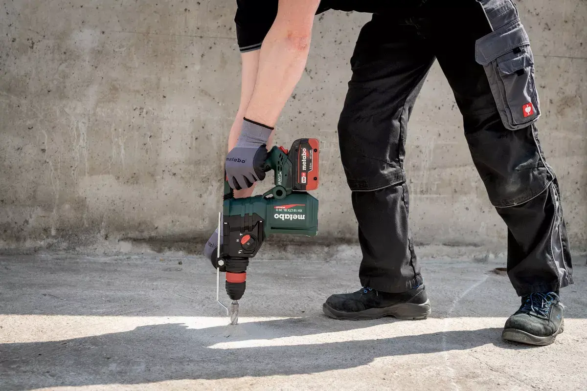 Перфоратор Metabo KH 18 LTX BL 28 Q Photo 3
