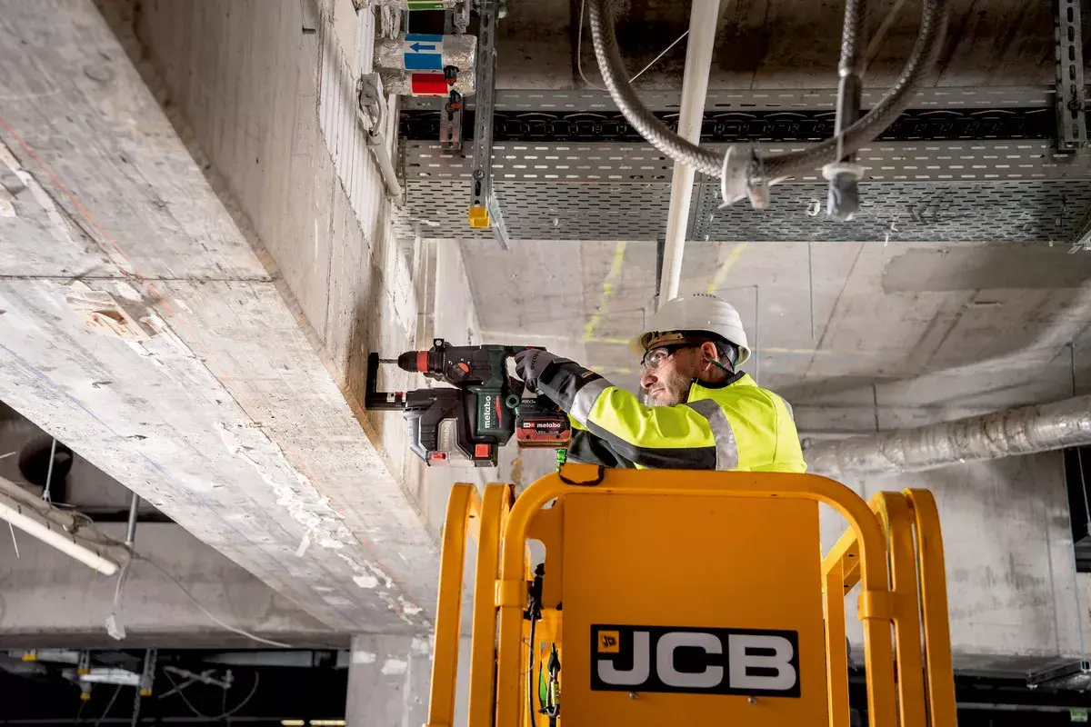 Перфоратор Metabo KH 18 LTX BL 28 Q Photo 4
