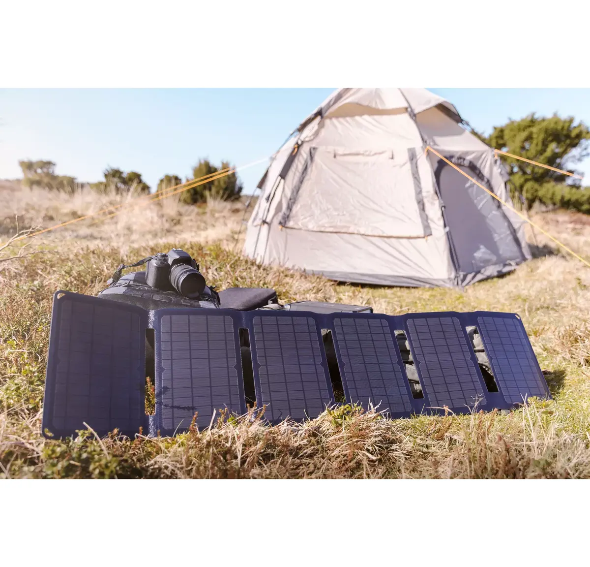 Āra lādētājs Sandberg Solar Charger 40W QC3.0+PD+DC Photo 5