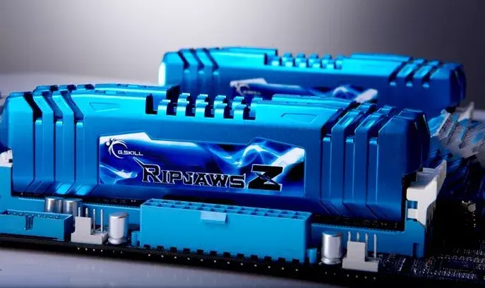 G.SKILL DDR3 32 ГБ (4×8 ГБ) 2400 МГц CL11 Photo 2