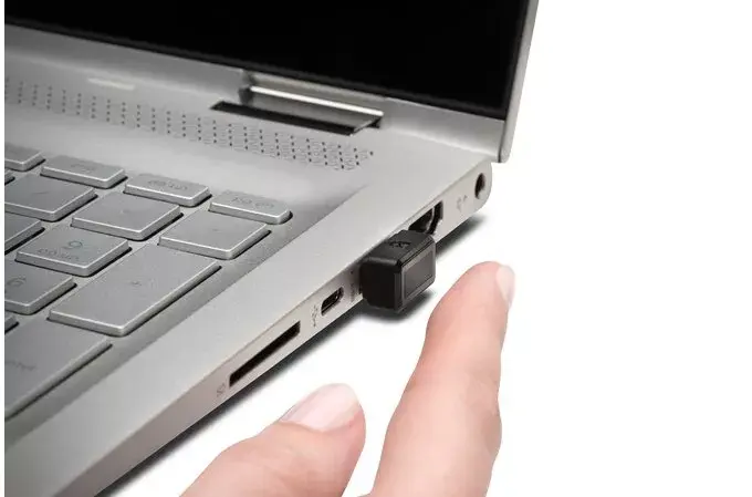 Сканер отпечатков пальцев Kensington VeriMark для Surface Photo 7