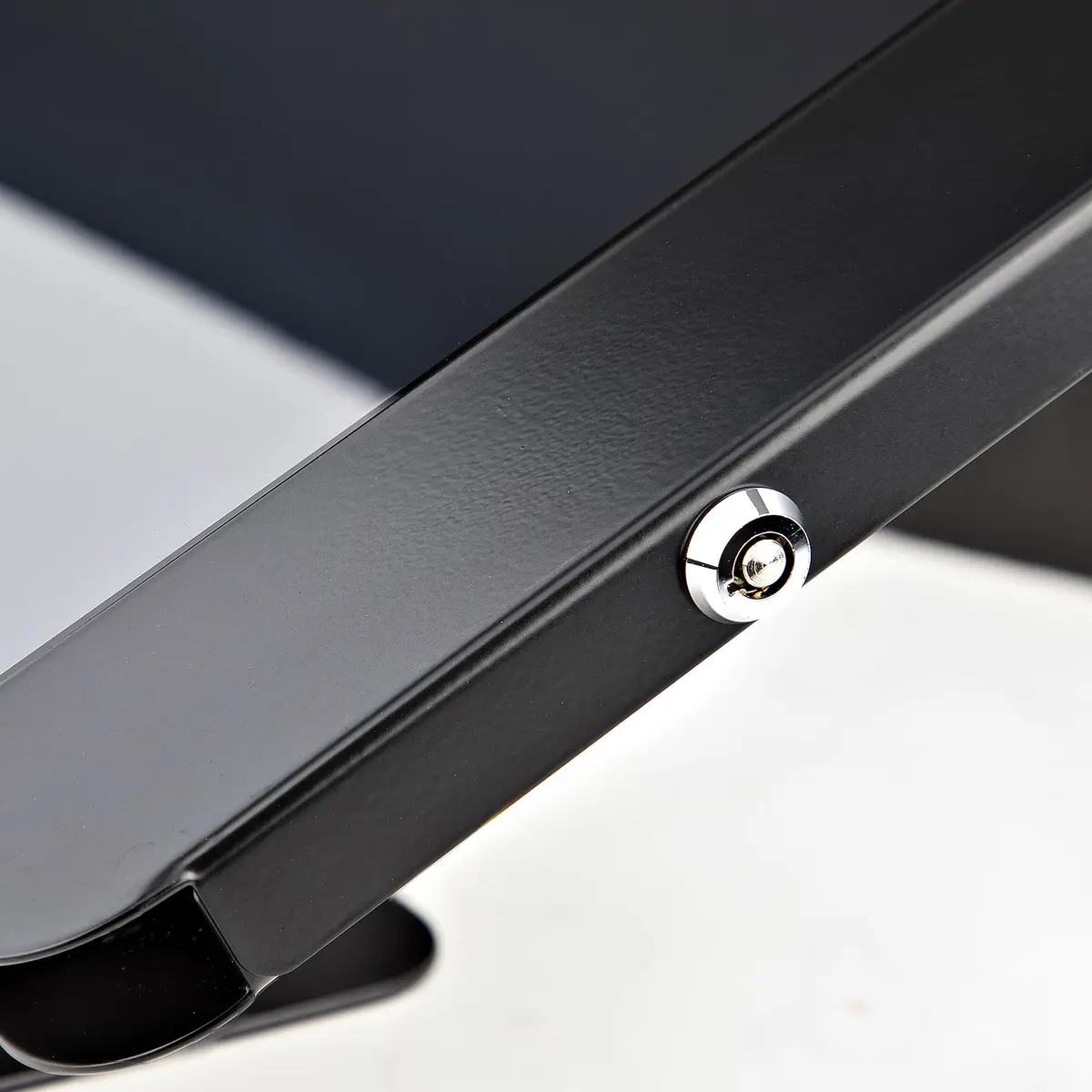 StarTech.com Secure Tablet Stand SECTBLTPOS2 Photo 6