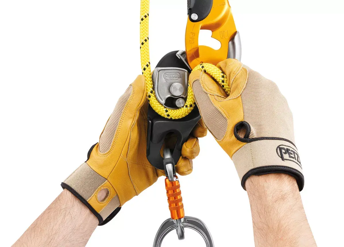 Climbing belay device Petzl D021AA00 Photo 3