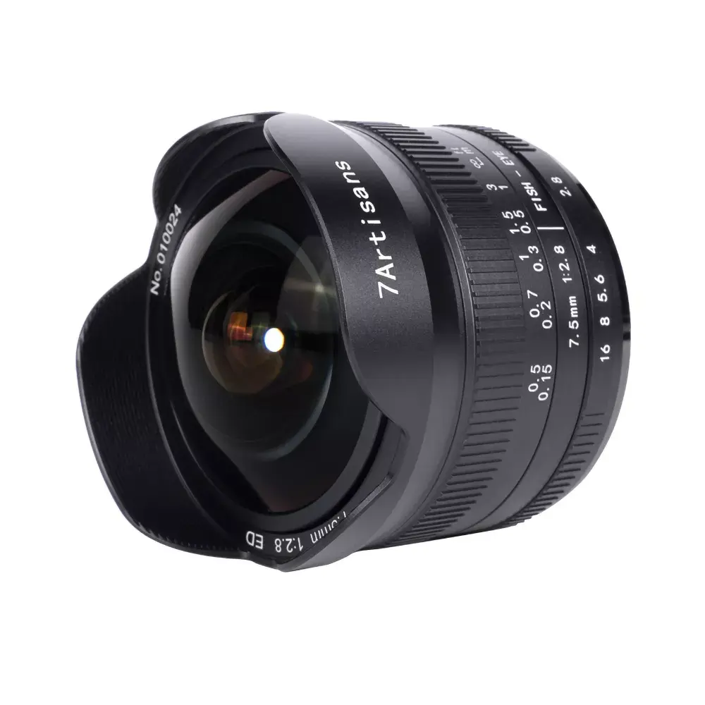 Объектив 7Artisans 7.5mm F2.8 Mark II Photo 2