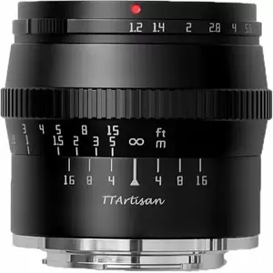 Объектив TTArtisan 50mm F1.2 с ручной фокусировкой для беззеркальных камер APS-C