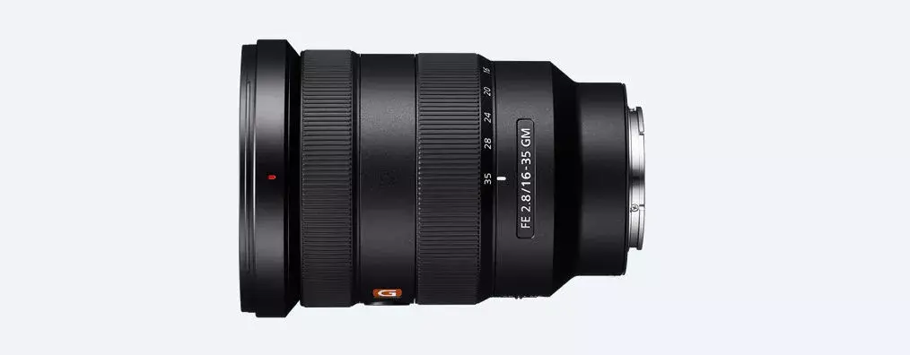 Широкоугольный объектив Sony FE 16-35 mm F2.8 GM Photo 2