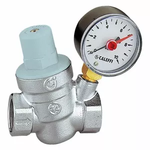 Регулятор давления CALEFFI 3/4" 16 бар с манометром (модель 533251)