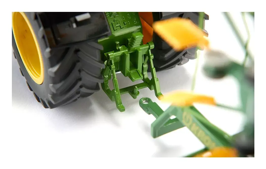 Трактор Siku John Deere 8R 370 Photo 8