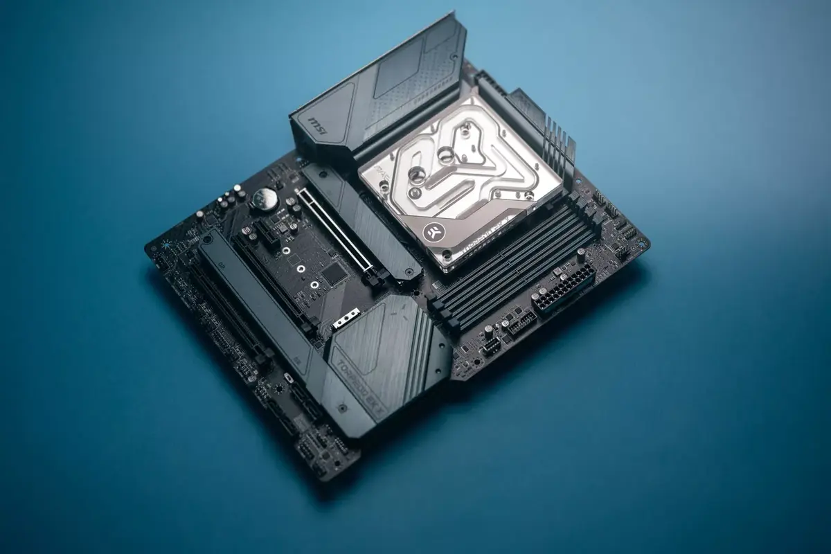Water block + Heatsink EK Mana LiteBlock MAG Torpedo Z690 Photo 11