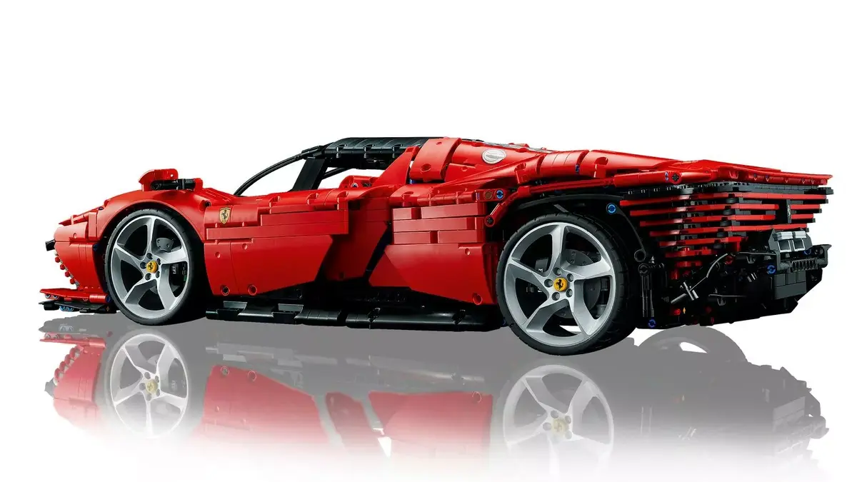 LEGO Technic Ferrari Daytona SP3 1:8, 3 778 pcs Photo 12