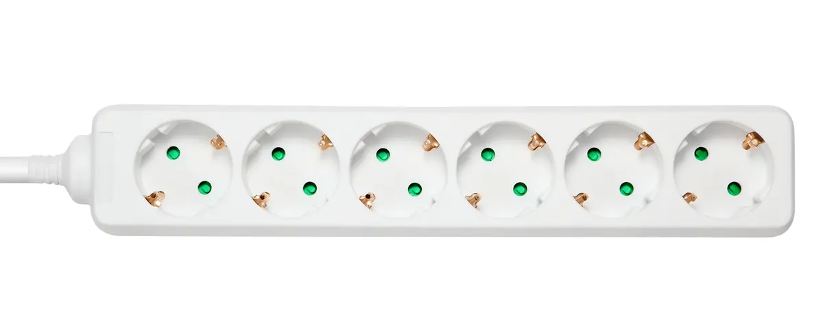 DELTACO GT-0602 Strāvas pagarinātājs ar 6