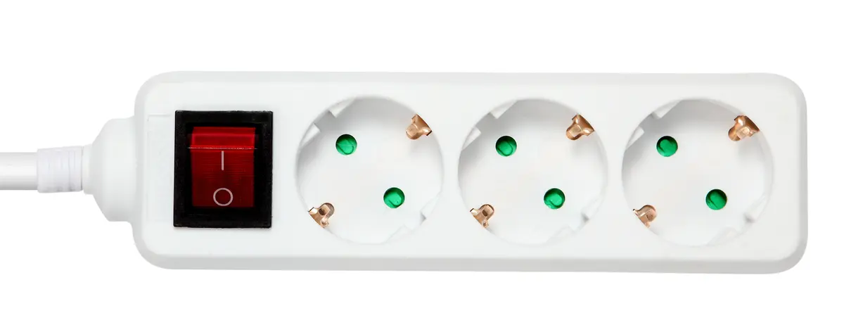 DELTACO GT-0352 Strāvas pagarinātājs ar 3