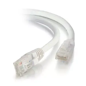 Network patch cable C2G Cat5e 1 m, booted unshielded UTP, RJ-45 — white
