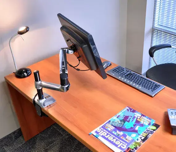 Desk Mount LCD Arm Ergotron LX Series Photo 5