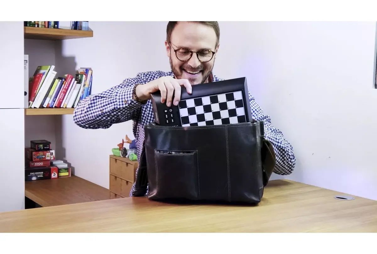 Шахматный набор Millennium ChessGenius Photo 5