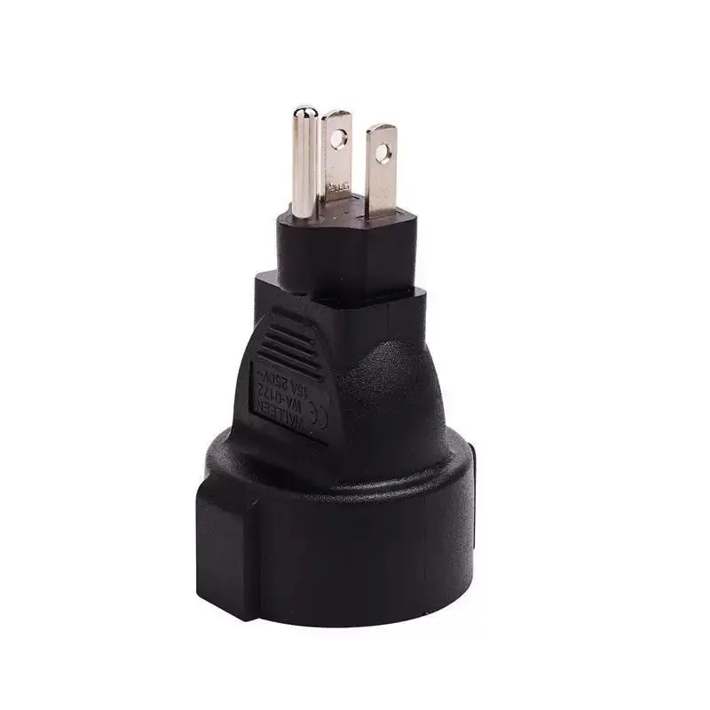 MicroConnect PETRAVEL3 Barošanas kontaktdakšas adapters Type