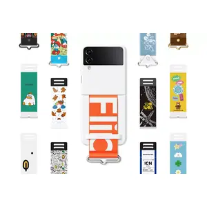 Personalise with interchangeable straps