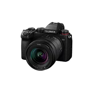 Panasonic Lumix S5 + S 20-60mm F3.5-5.6 MILC 24.2 MP CMOS 6000 x 4000 pixels Black