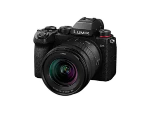 Panasonic Lumix S5 Bezspoguļa kamera ar S 20-60mm F3.5-5.6 Objektīvu 24.2 MP CMOS 4K Ultra HD Melna