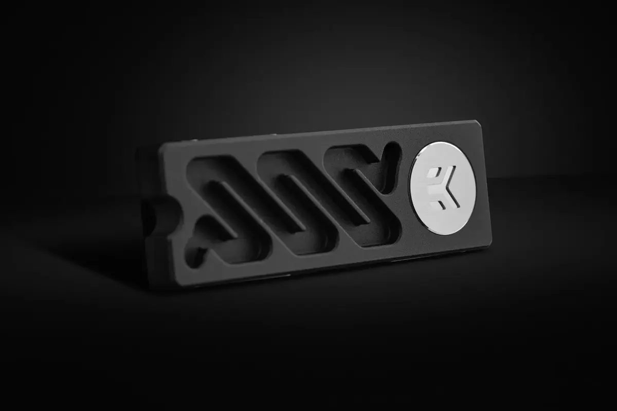 Радиатор EK Water Blocks 3831109894606 Photo 3