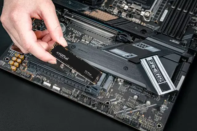 SSD Crucial 2TB P3 Plus Photo 4
