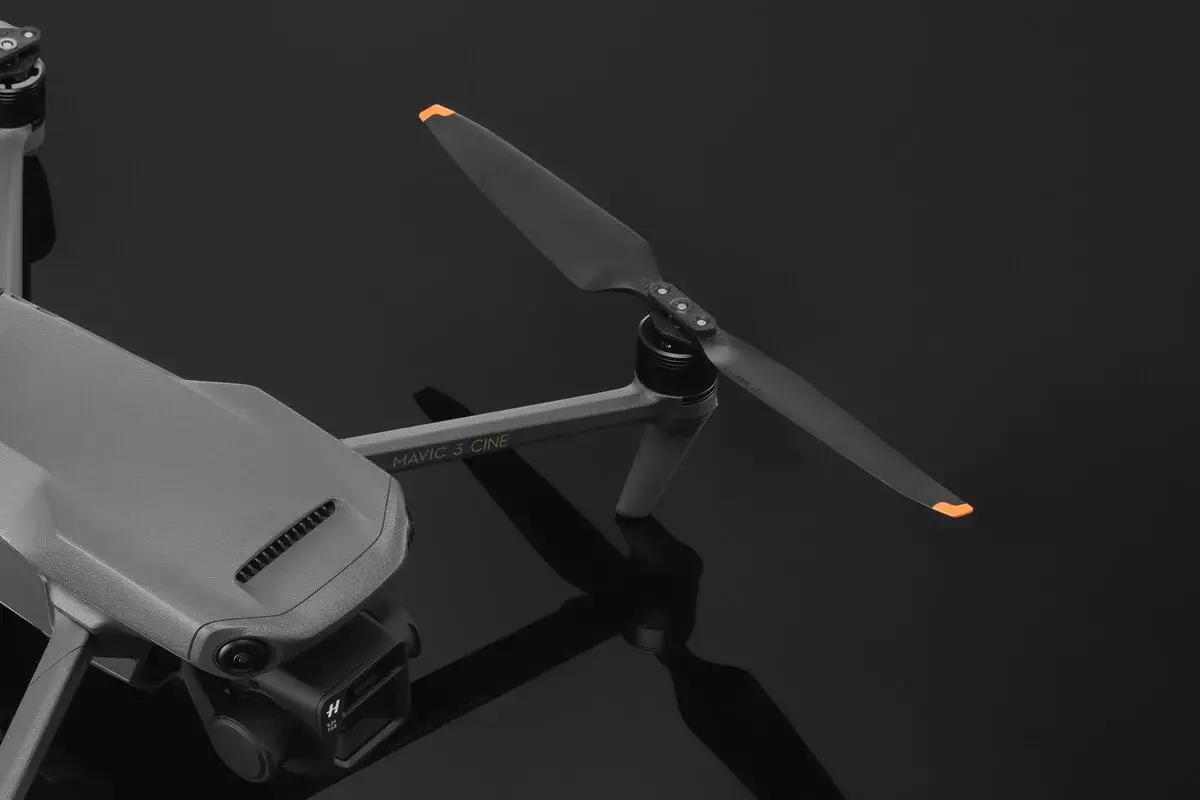 DJI Propeller Set for Mavic 3 and Mavic 3 Cine Photo 4