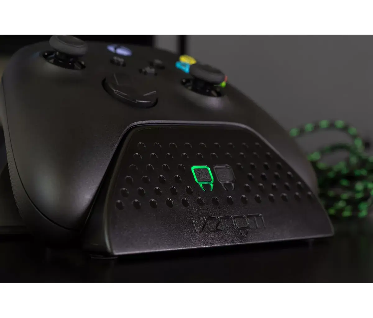 VENOM TWIN DOCKING STATION — Docking station for Xbox Photo 10
