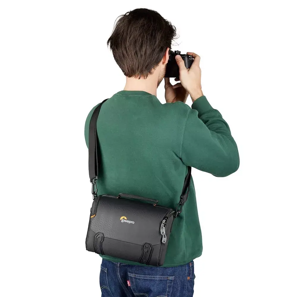 Sling case Lowepro Adventura SH 140 III Photo 7