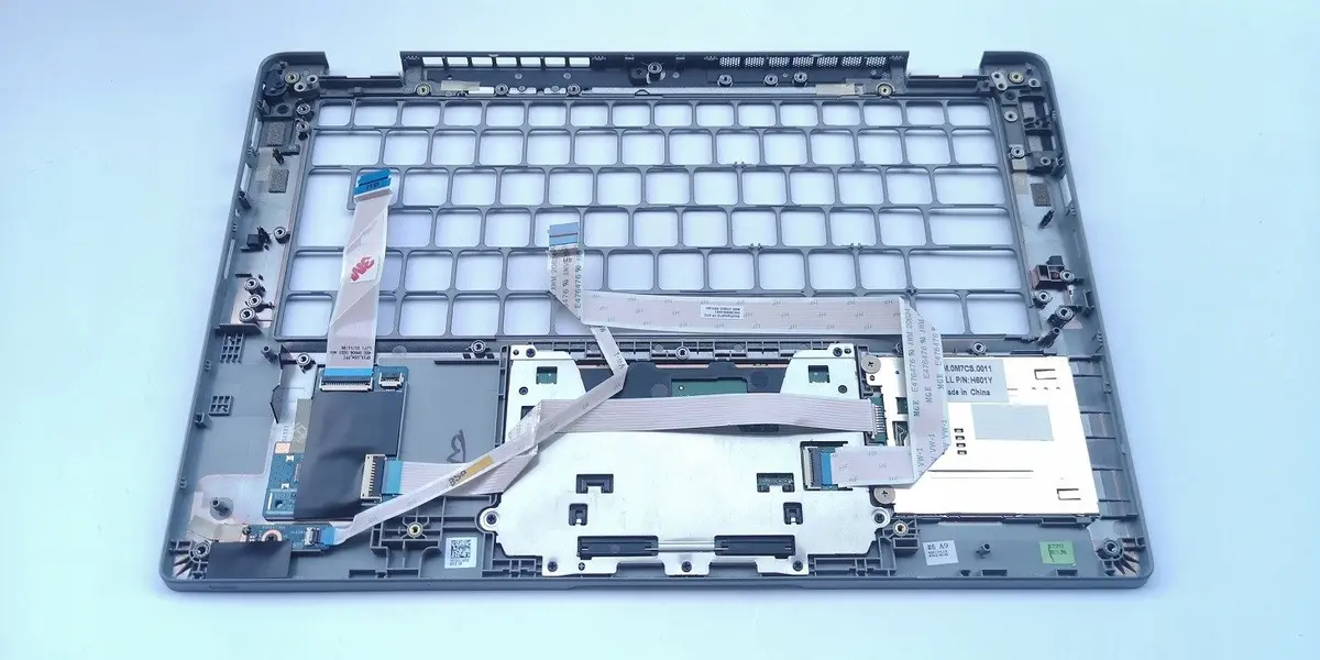Palmrest ar skārienjutīgu paneli Dell H601Y