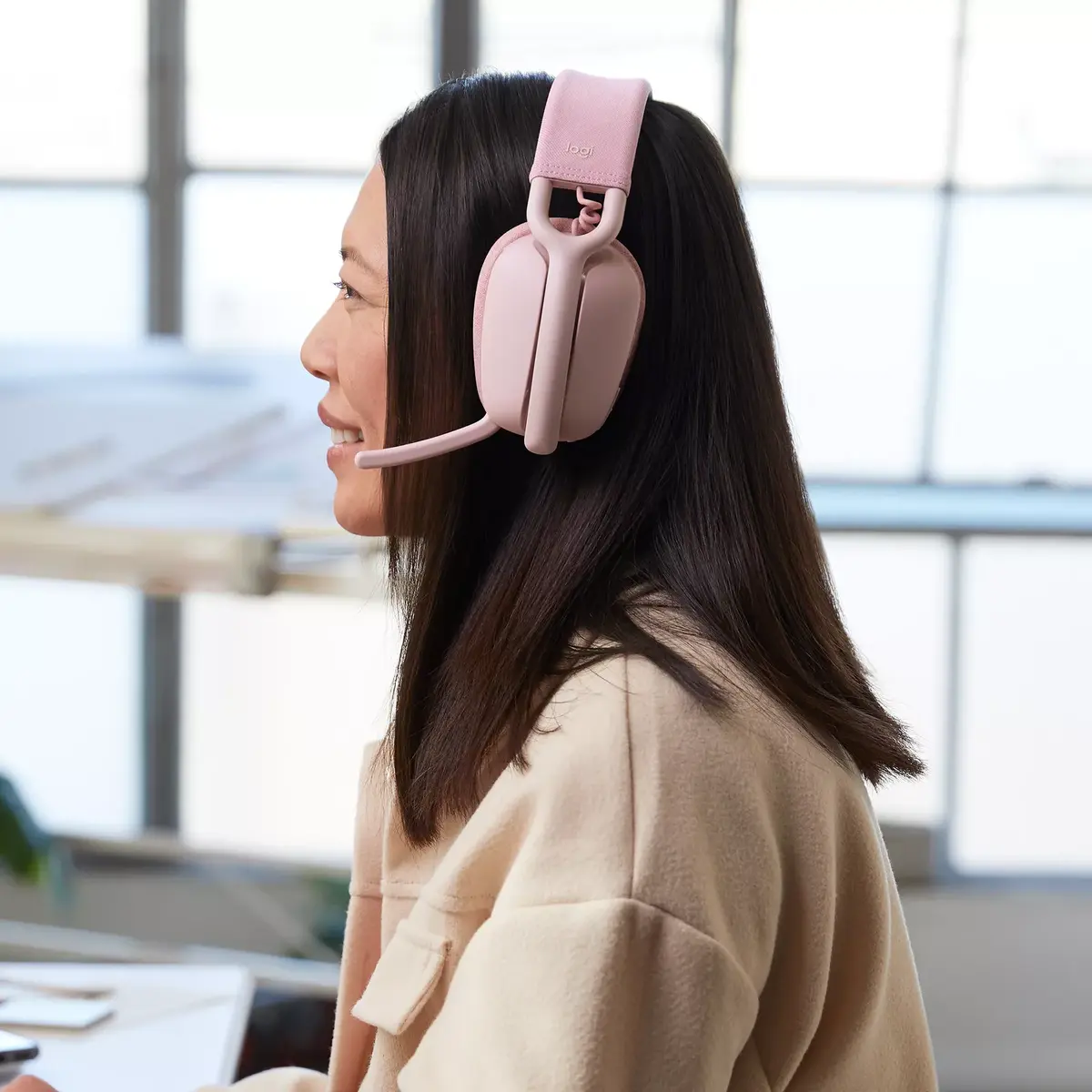 Наушники Logitech Zone Vibe 100 Photo 4