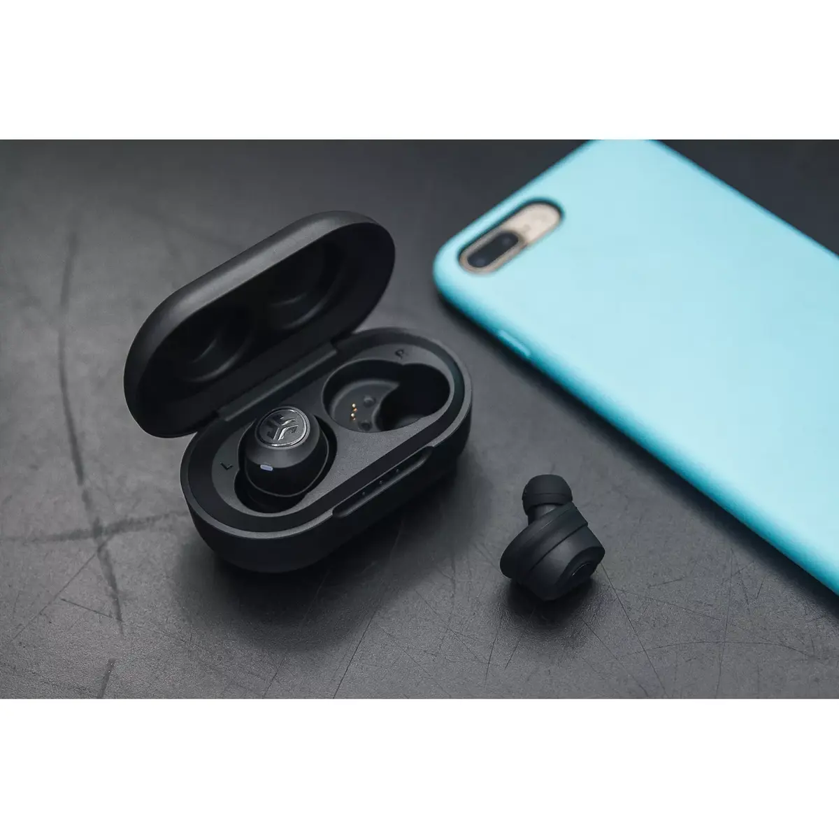Наушники JLab JBuds Air In-Ear True Wireless Earbuds Photo 4