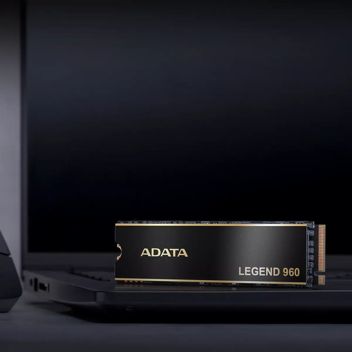 ADATA LEGEND 960 SSD M.2 NVMe 2 ТБ Photo 9
