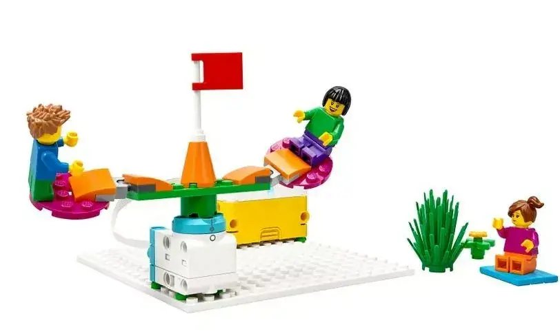 LEGO Education Spike Essential Set A+ 45345 — robotics kit Photo 6
