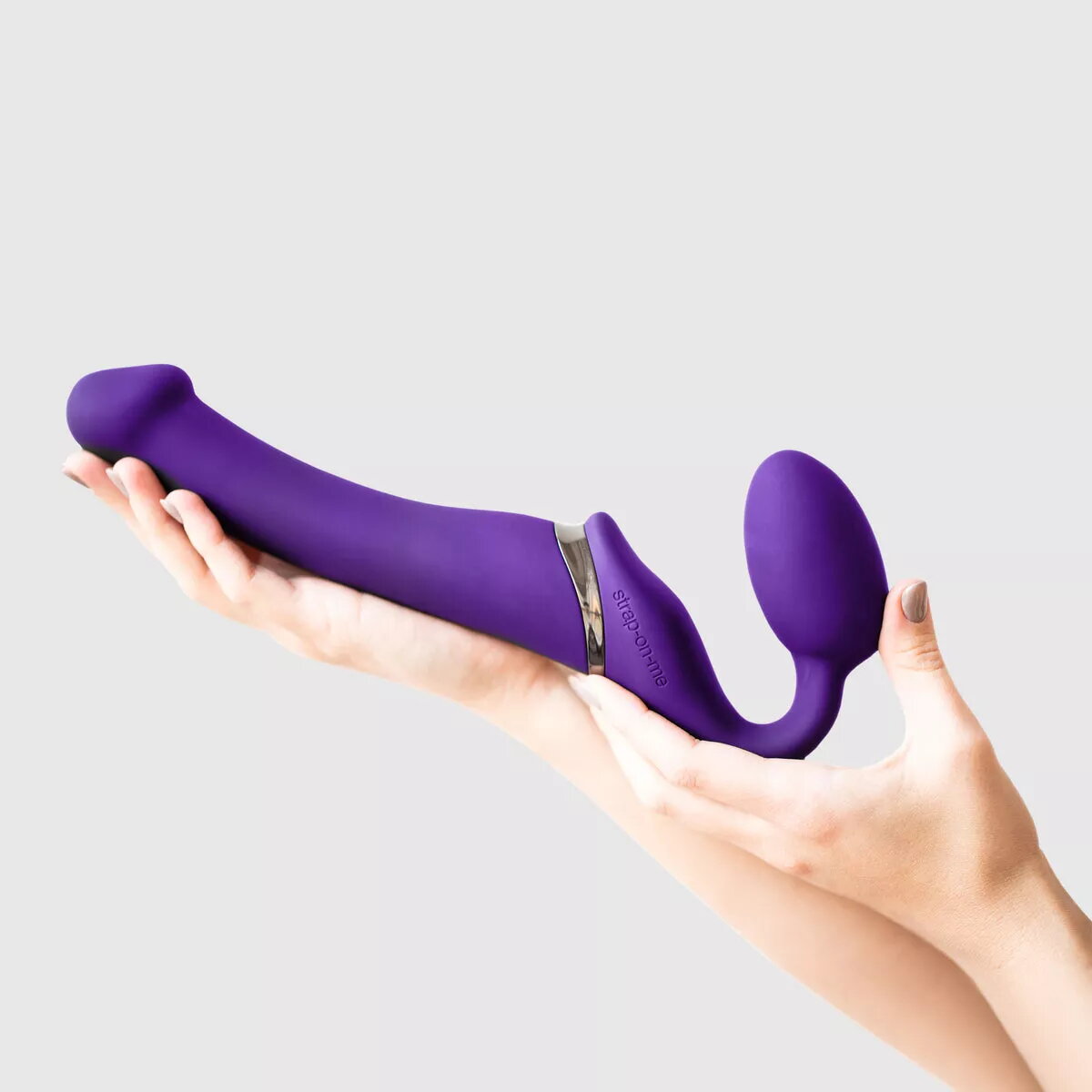 Strap-on-me vibrējošs strapons — 3 motori
