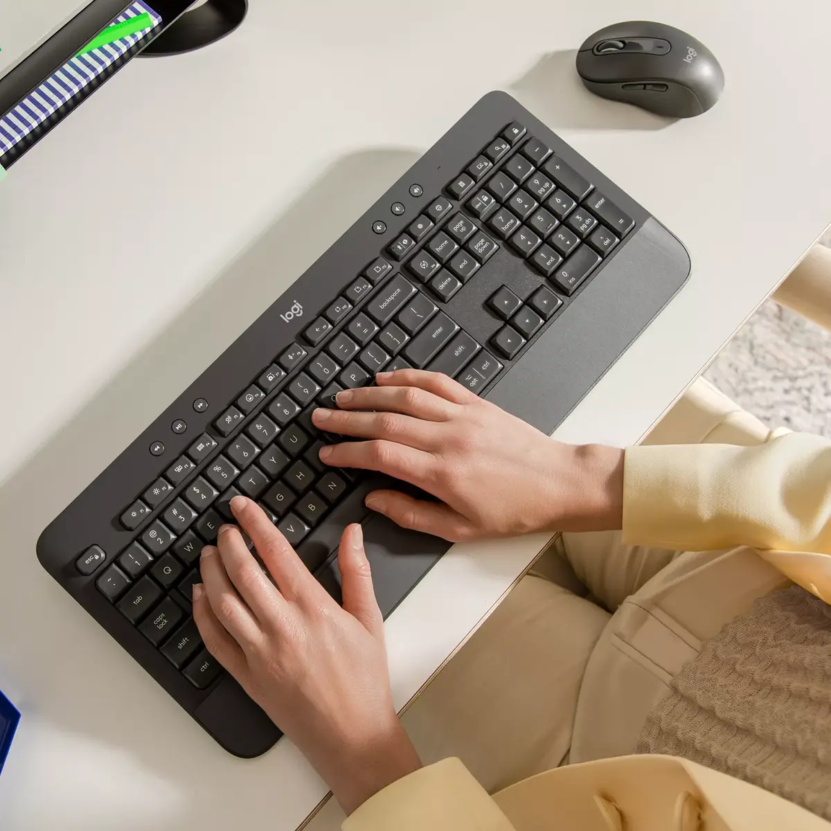 Logitech SIGNATURE K650 Bezvadu Tastatūra Photo 2