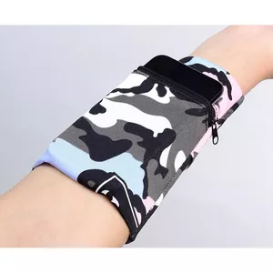 Fabric armband on the arm for running fitness, camo blue