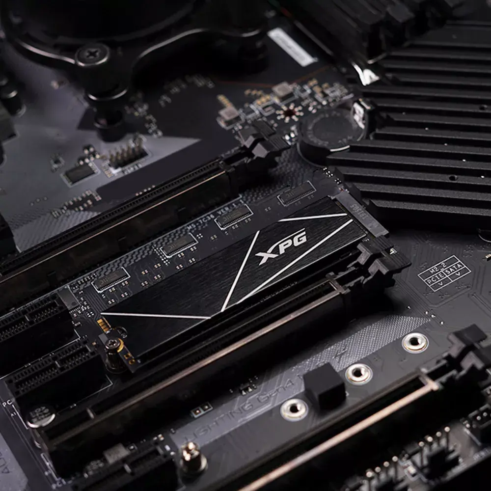 SSD диск XPG 4 ТБ GAMMIX S70 Blade Photo 6
