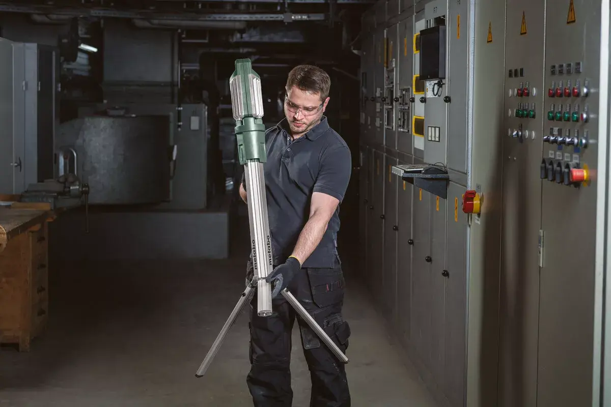 Напольный светильник Metabo BSA 18 LED 5000 DUO-S Photo 5