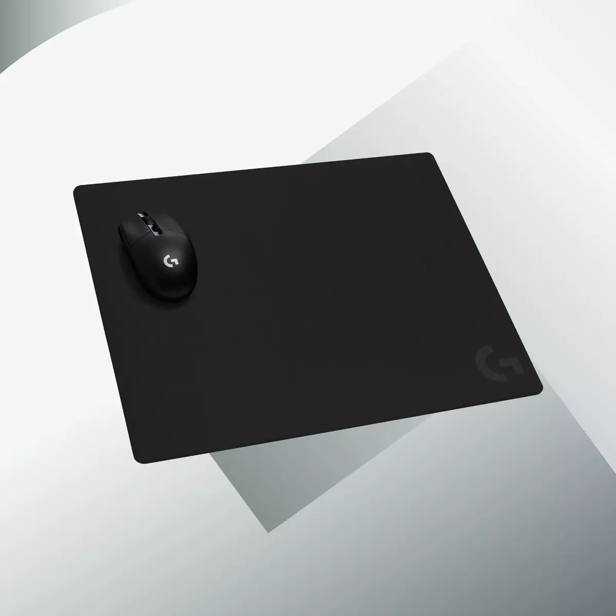 Peles paliktnis Logitech G G740 Photo 6