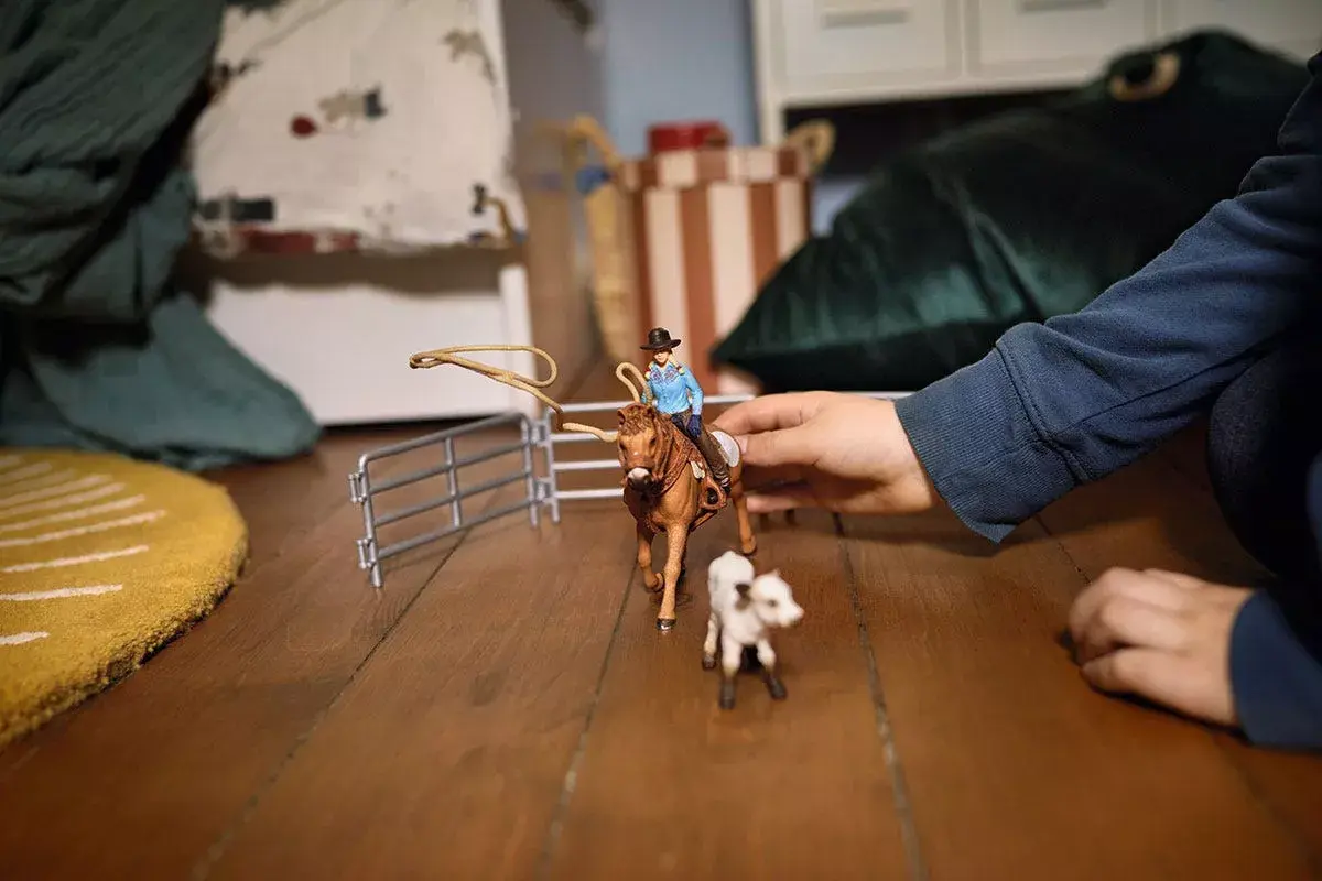 Fermas Schleich Kovboju komanda Roping Photo 4
