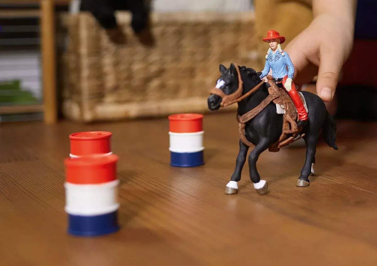 Игрушечная фигурка Schleich FARM WORLD Ковбойка на соревнованиях Photo 2