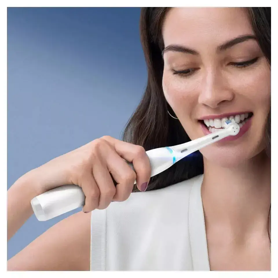 Vibrējoša zobu birste Oral-B iO Series 8N Photo 6