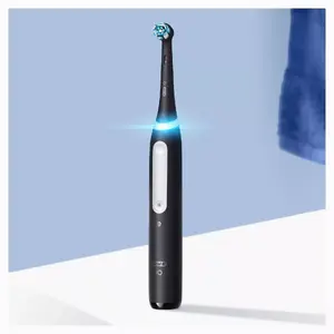 Rotating toothbrush Oral-B iO 4 Black