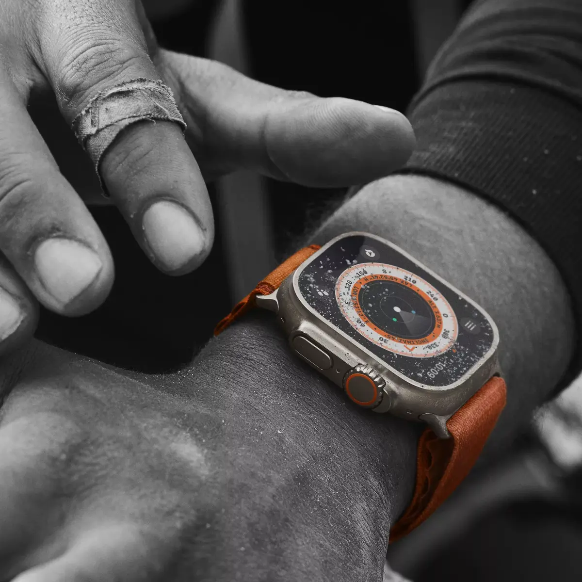 Apple Watch Ultra 49 мм Titanium OLED Photo 5